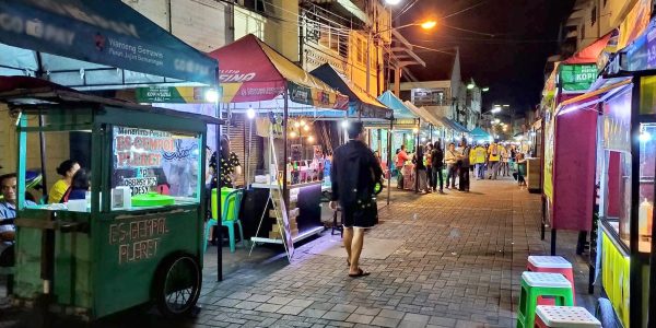Wisata Kuliner di Semarang Ini Wajib Kalian Sambangi